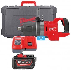 Гайкокрут високомоментний 1'' (2711 Нм) MILWAUKEE M18 FUEL ONEFHIWF1DS-121C (+ заряд.пристрій, акум.