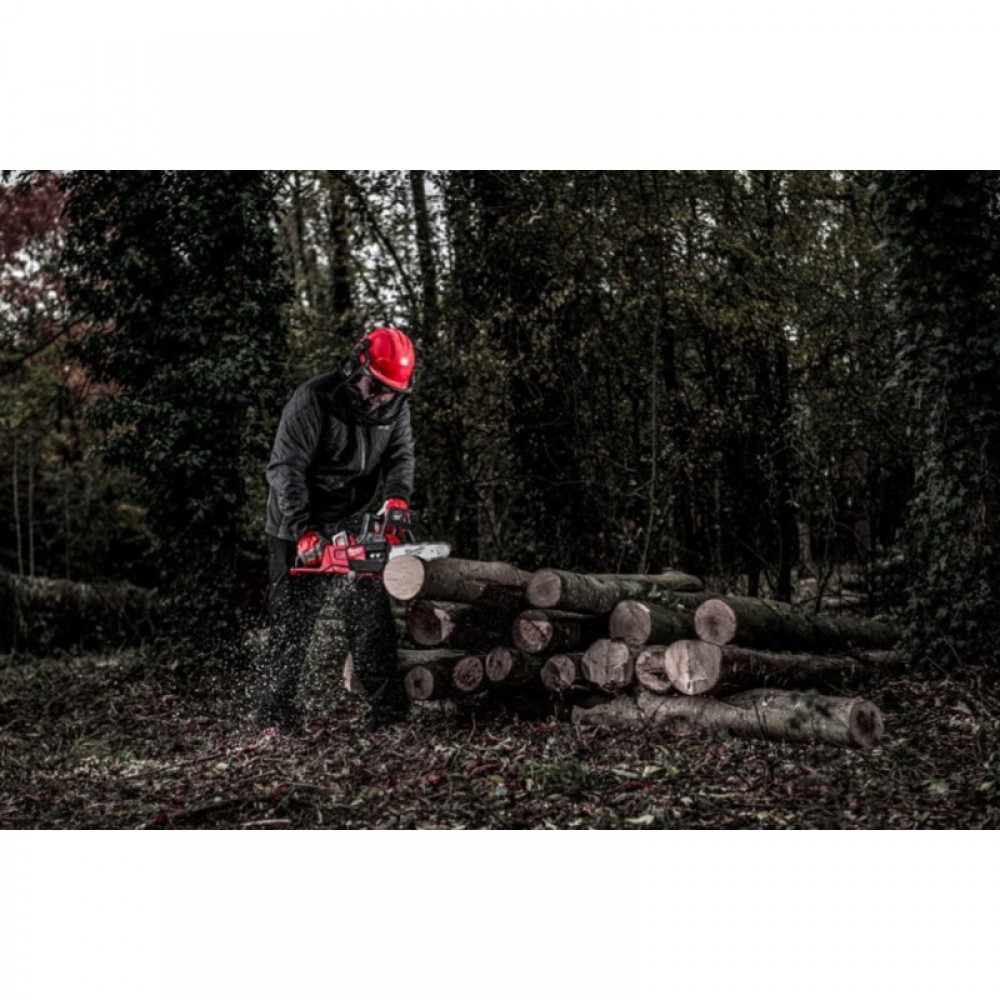 Пила ланцюгова акумуляторна MILWAUKEE, M18 FCHSC-0, 300 мм Пила ланцюгова акумуляторна MILWAUKEE, M18 FCHSC-0, 300 мм