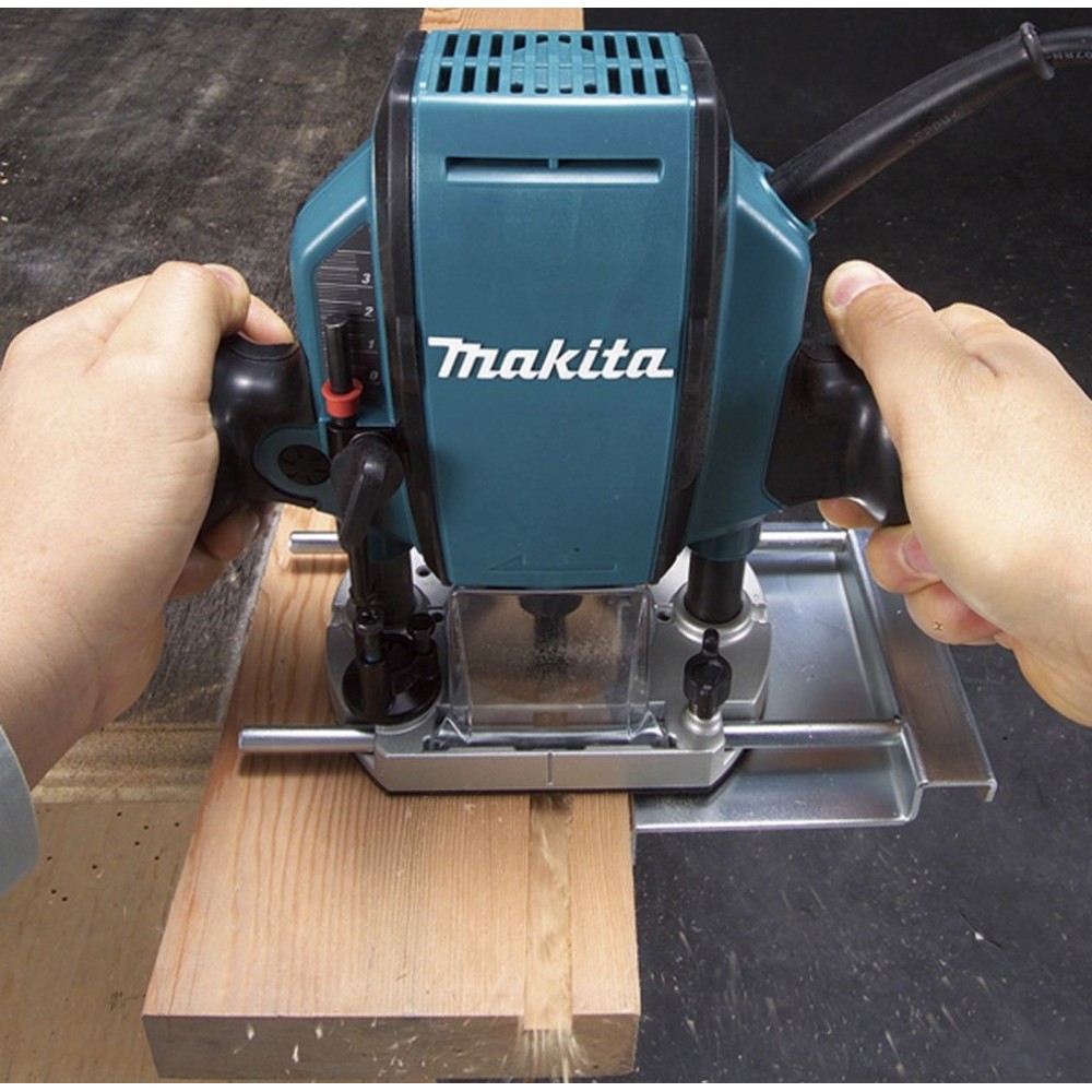 Фрезер MAKITA RP0900 Фрезер MAKITA RP0900