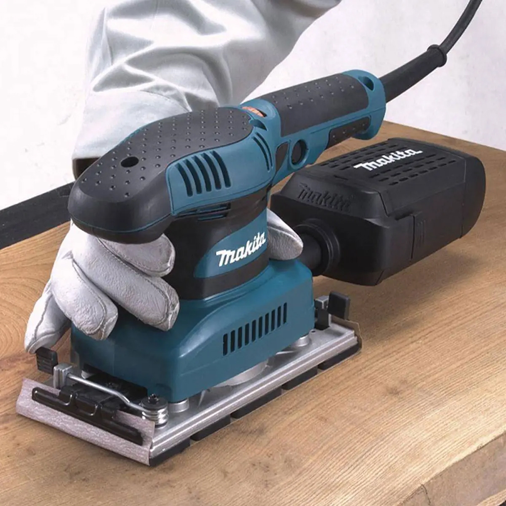 Вібраційна шліфмашина Makita BO3711 Вібраційна шліфмашина Makita BO3711