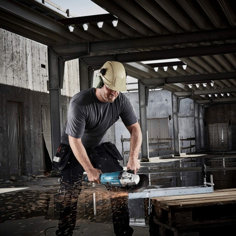 Болгарка Makita GA9020 Болгарка Makita GA9020