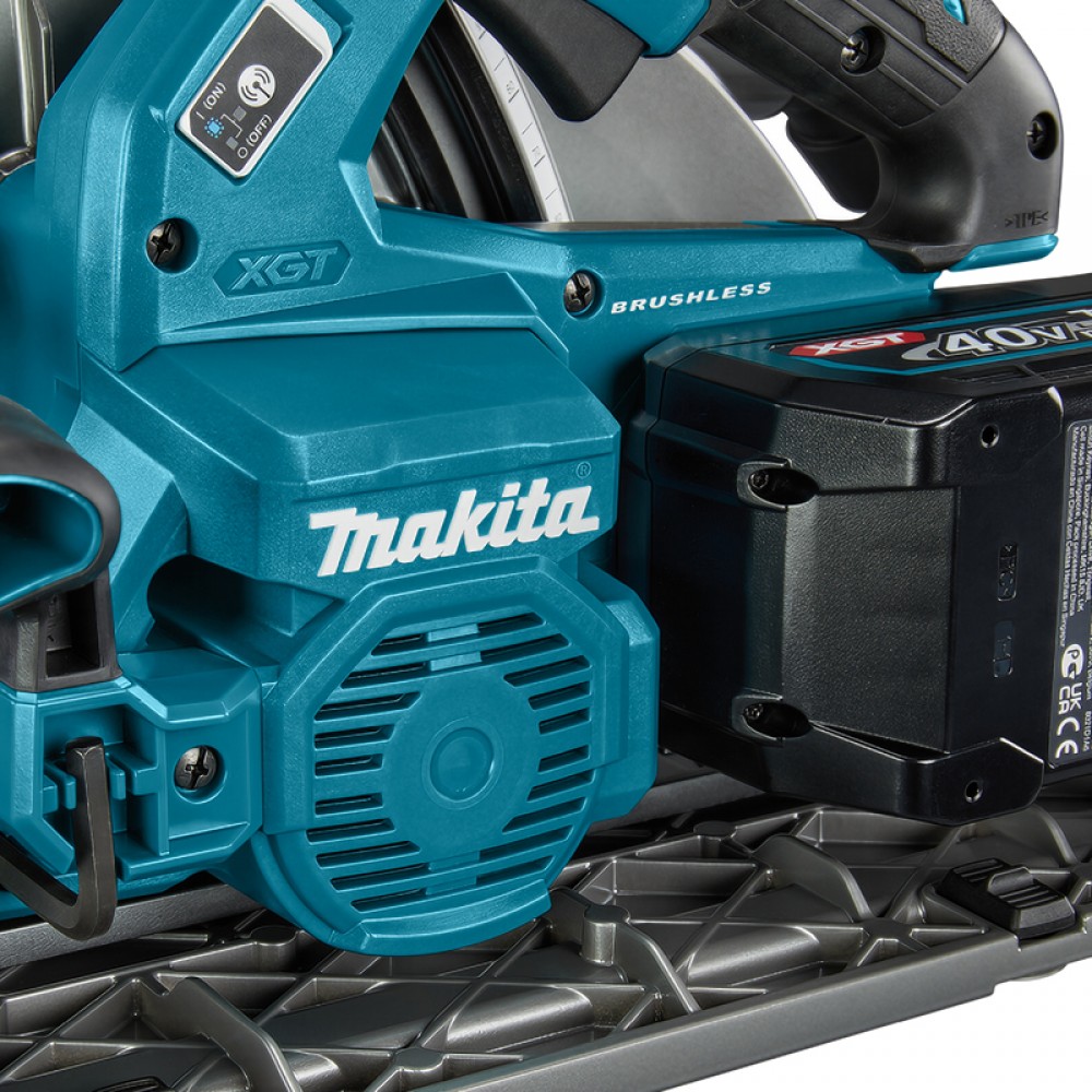 Акумуляторна ручна дискова пила MAKITA XGT HS011GT201 Акумуляторна ручна дискова пила MAKITA XGT HS011GT201