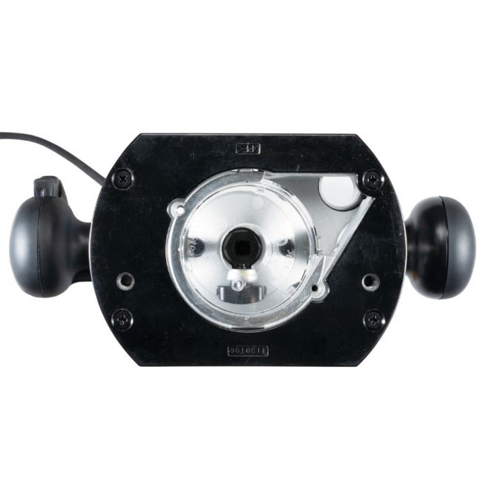 Фрезер Makita RP1111C Фрезер Makita RP1111C