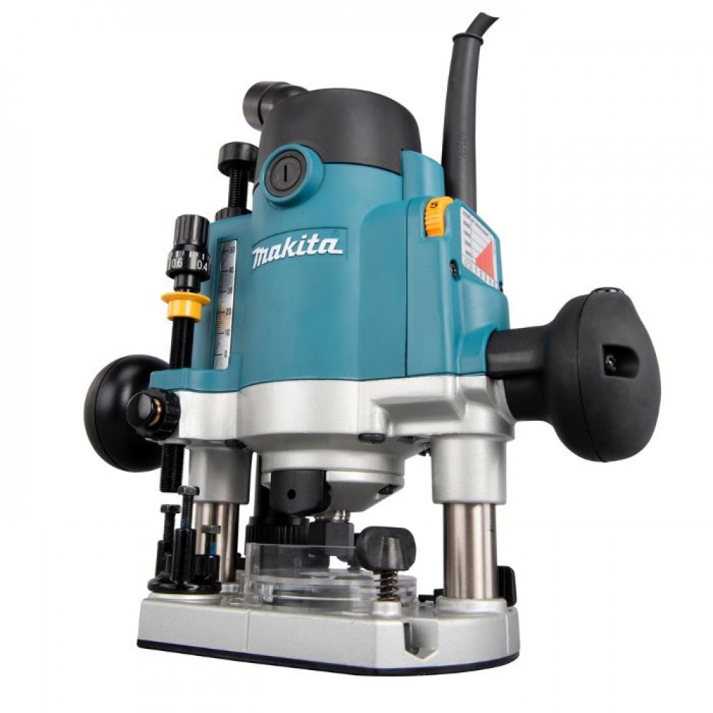 Фрезер Makita RP1111C Фрезер Makita RP1111C