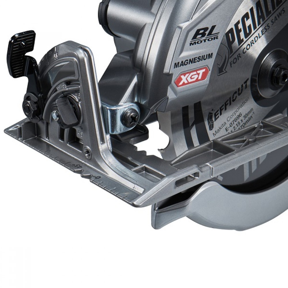 Акумуляторна дискова пила MAKITA XGT RS002GZ (каркас) Акумуляторна дискова пила MAKITA XGT RS002GZ (каркас)