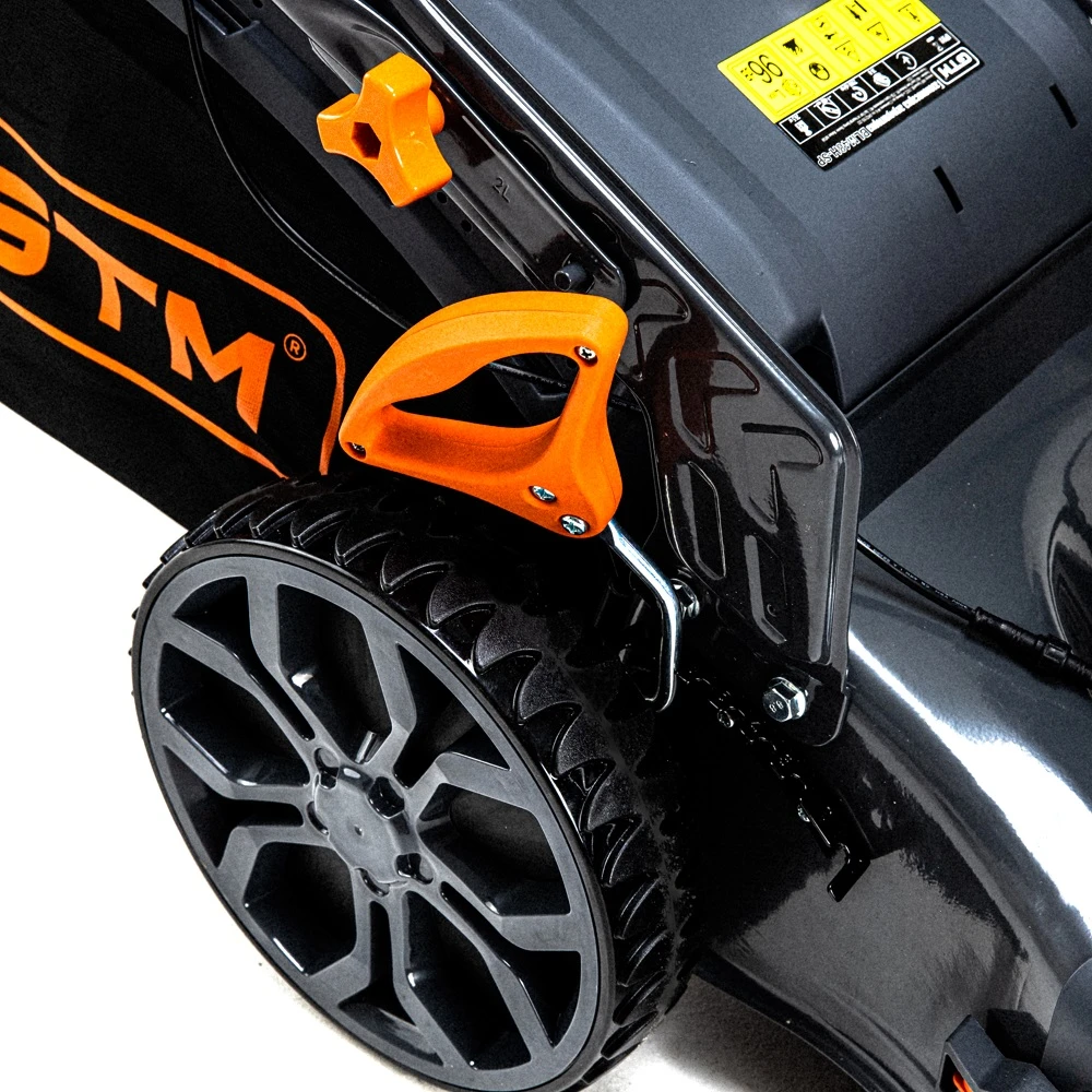 Газонокосарка акумуляторна GTM BLM48H-SP+2 АКБ і ЗП (BLM48H-SP_KIT) Газонокосарка акумуляторна GTM BLM48H-SP+2 АКБ і ЗП (BLM48H-SP_KIT)