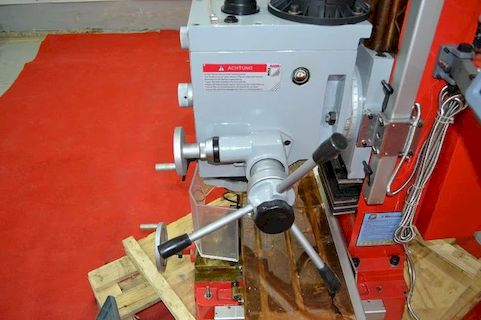Фрезерний верстат Holzmann BF 50DIG 535